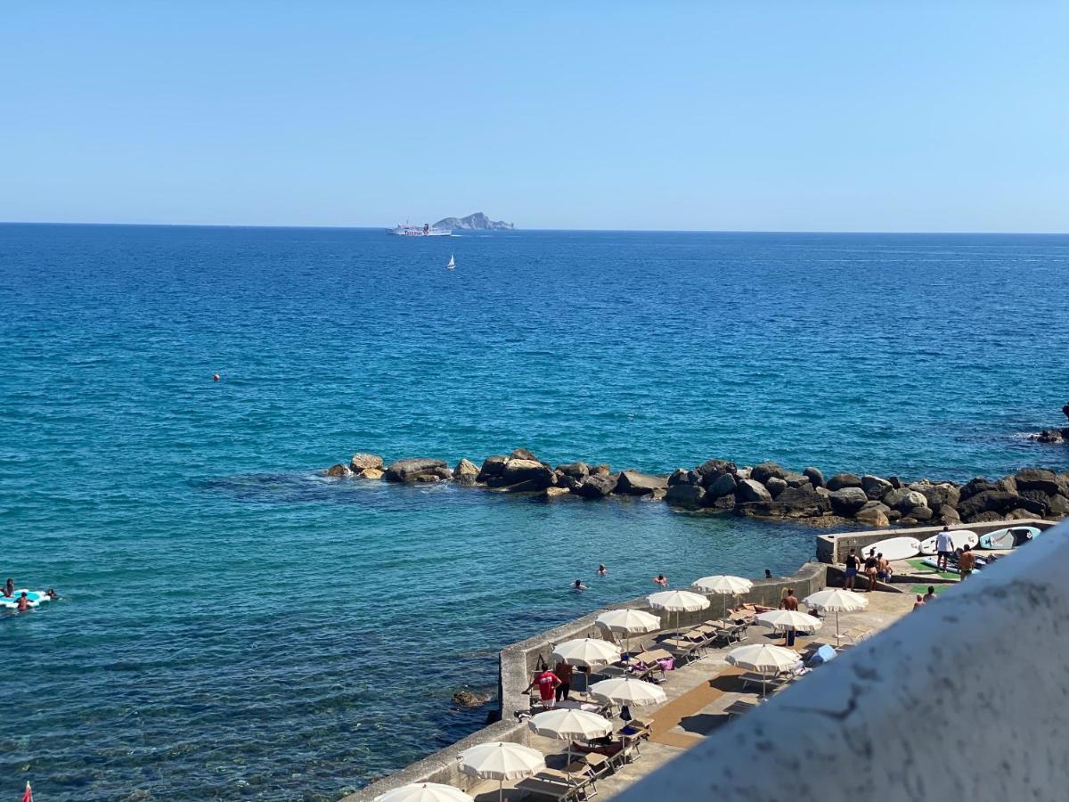 Appartamenti Tra Cielo E Mare Πιομπίνο Εξωτερικό φωτογραφία