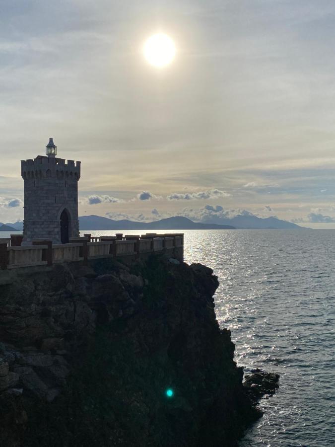 Appartamenti Tra Cielo E Mare Πιομπίνο Εξωτερικό φωτογραφία